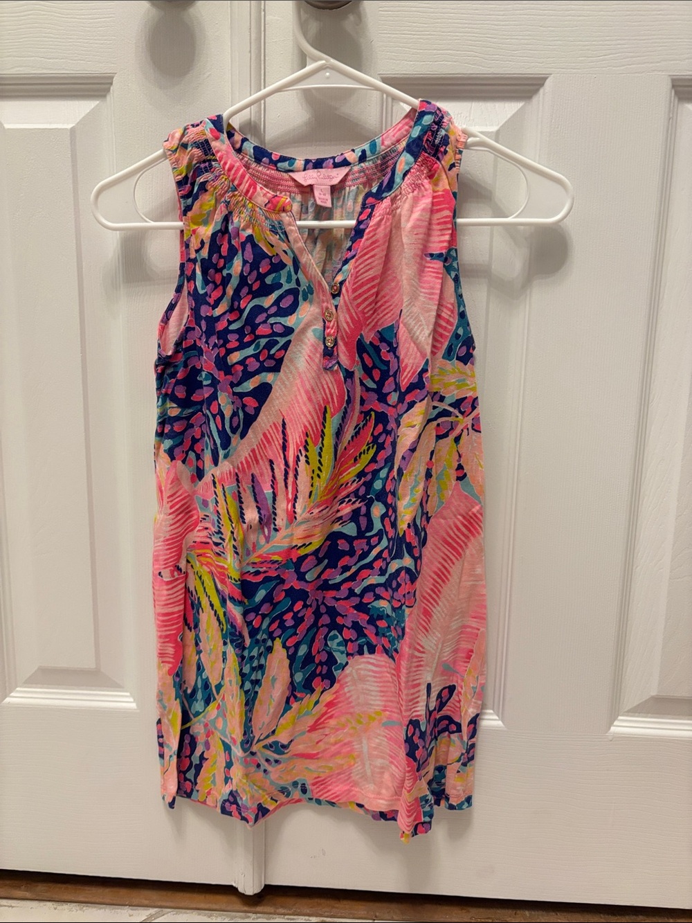 Lilly Pulitzer Girls Tropical Pink Blue Leaf Print Dress